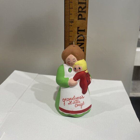 Grandmas Little Angel Ceramic Figurine Ornament Vintage Hand-Painted Green/Red - Picture 8 of 9